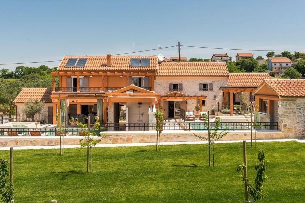 Villa Hirundo Rustica Skradin Exterior foto