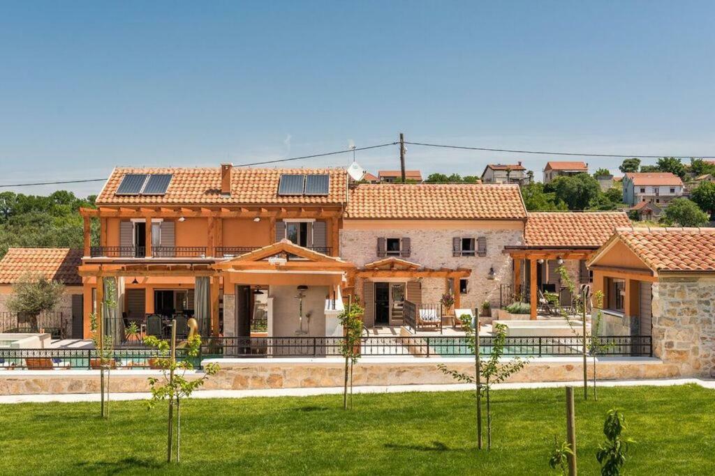 Villa Hirundo Rustica Skradin Exterior foto